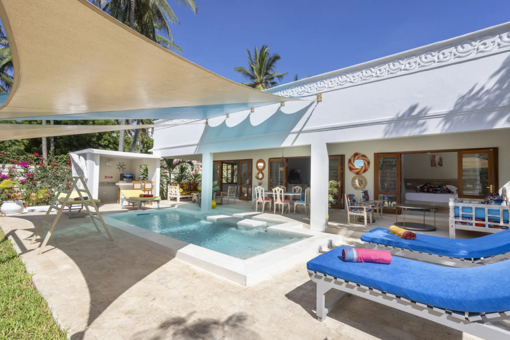 Вилла Kasa Tatu Cottages - фото 4