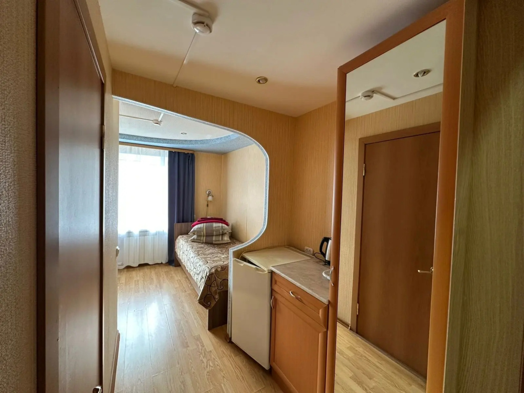 1 Bedroom 1st category Single room with city view (single bed)