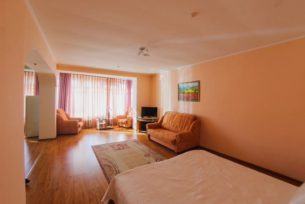 Standard Double room with balcony (full double bed)