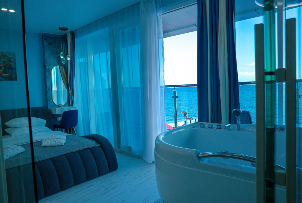 Sanremo Hotel Room Type - Studio with balcony and with view