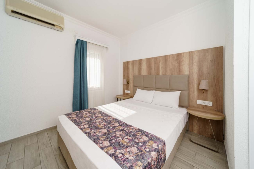 Economy Double room (full double bed)