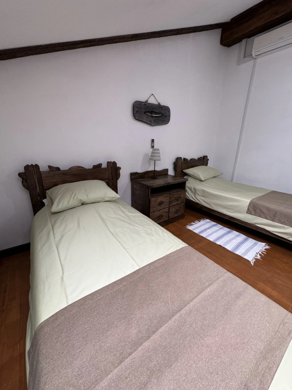 Двухместный номер Standard Мансарда 2 отдельные кровати в Rybinka