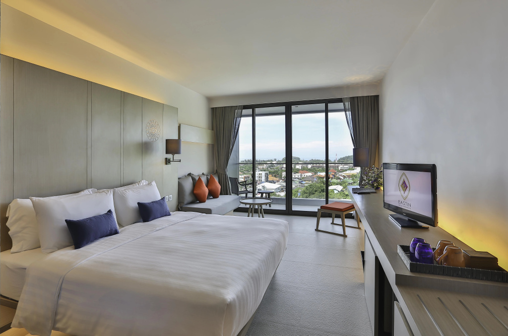 Double Suite full double bed