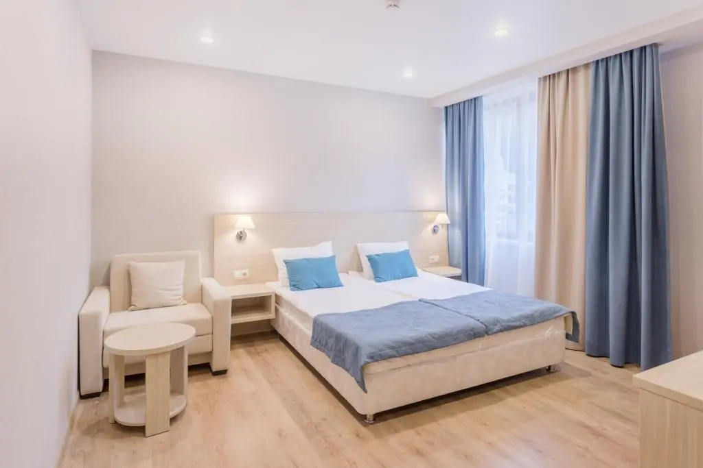 Ivmontan Hotel Room Type - Double Studio full double bed
