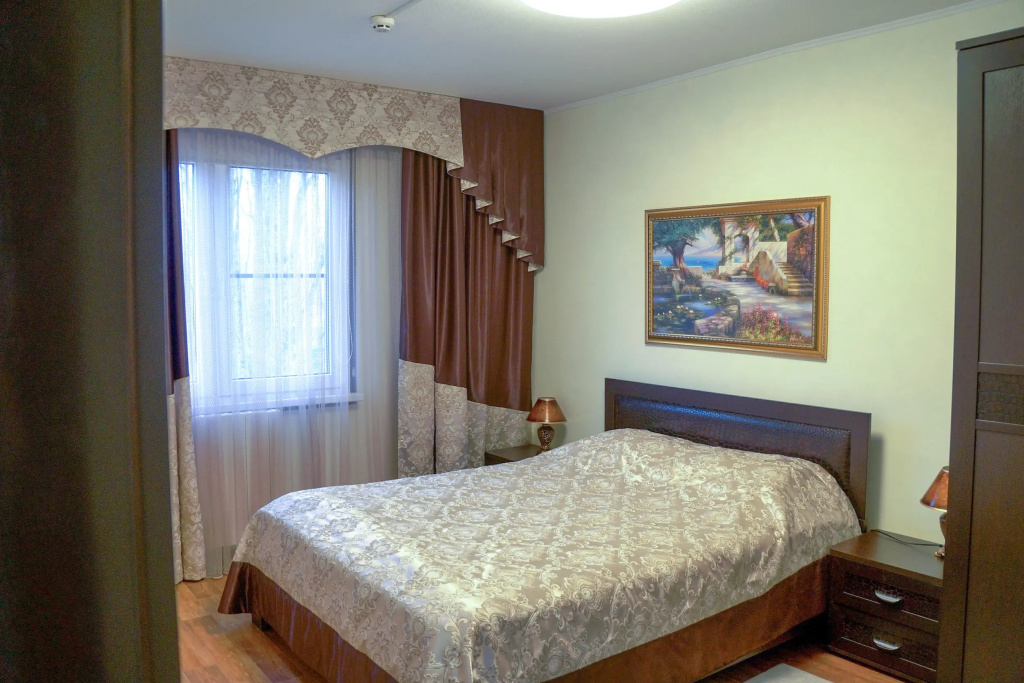 3 Bedrooms Triple Apartment with balcony