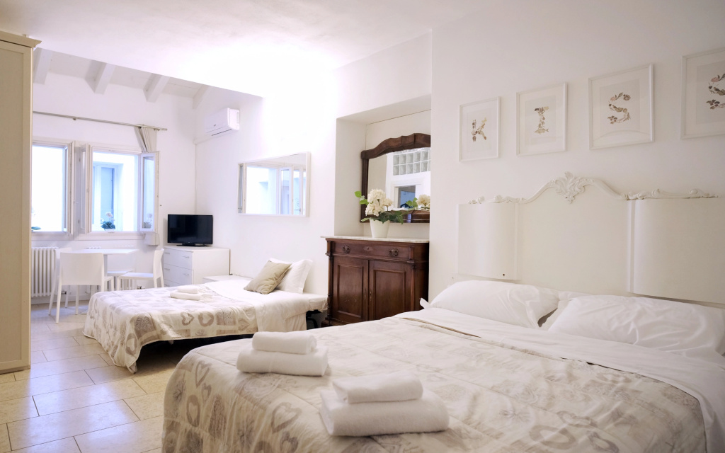 Standard Family room