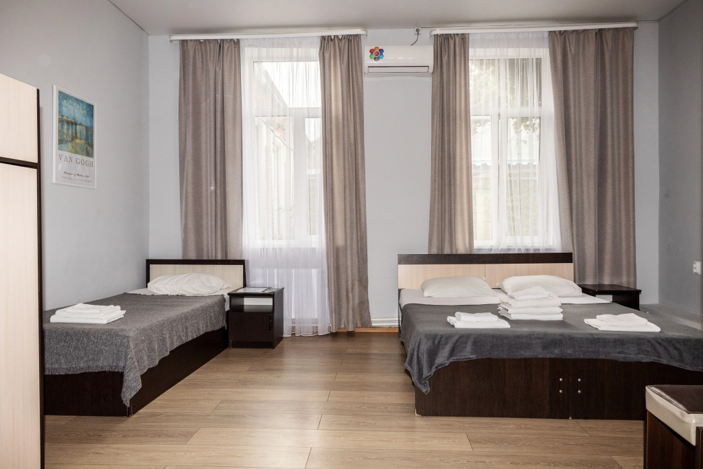 Comfort №8 Quintuple room