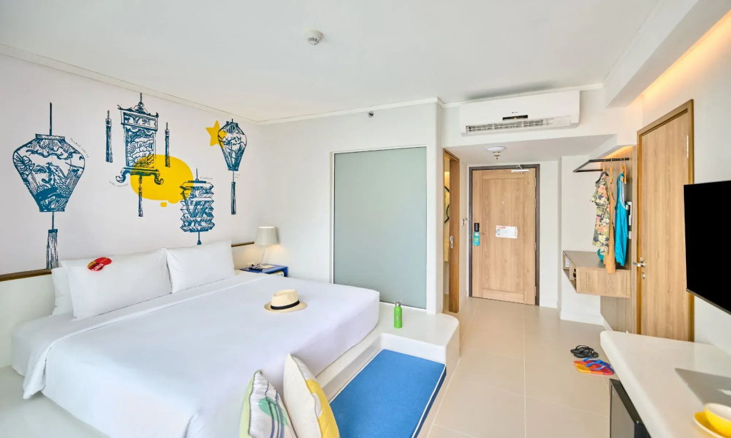 The Duo - Deluxe Double room with balcony (full double bed)