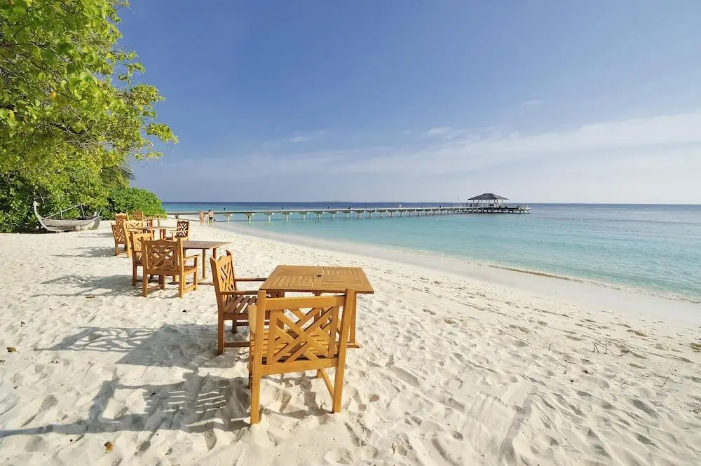 Курортный отель Royal Island Resort & Spa — фото