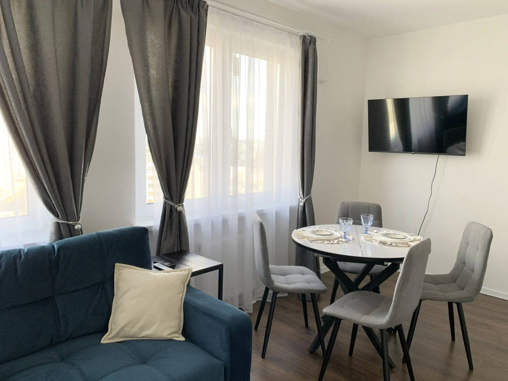 Апартаменты Myhome Yourhome на Проспекте Большевиков 68/1 — фото