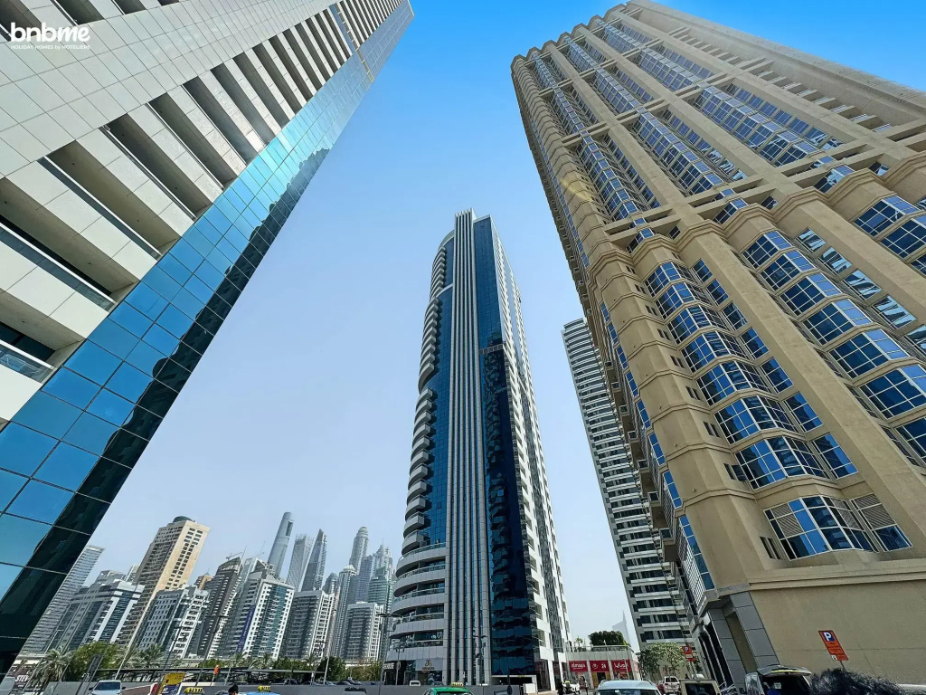 bnbmehomes | Live & Work 'w' Style in 1B Apt-3007 Apartments