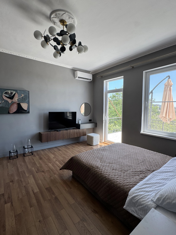 Villa Lasuriya Private house