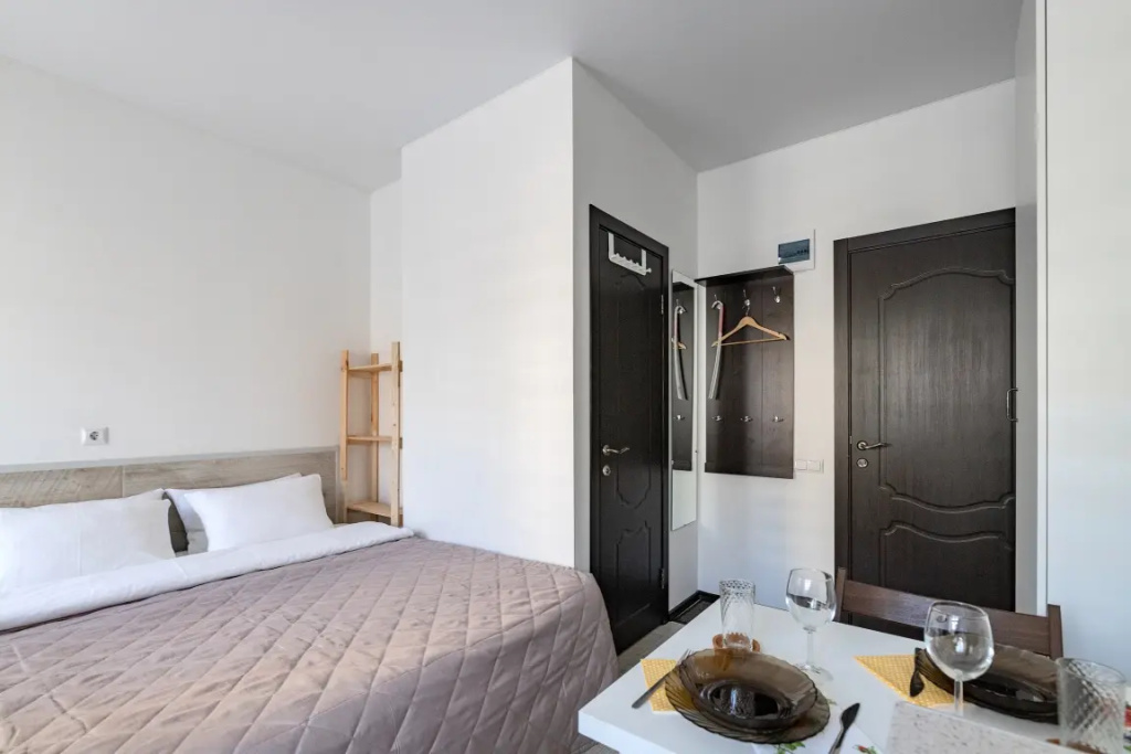 Отель Апартаменты Sergeew Apartments Стандартные на Набережной Макарова в Санкт-Петербурге