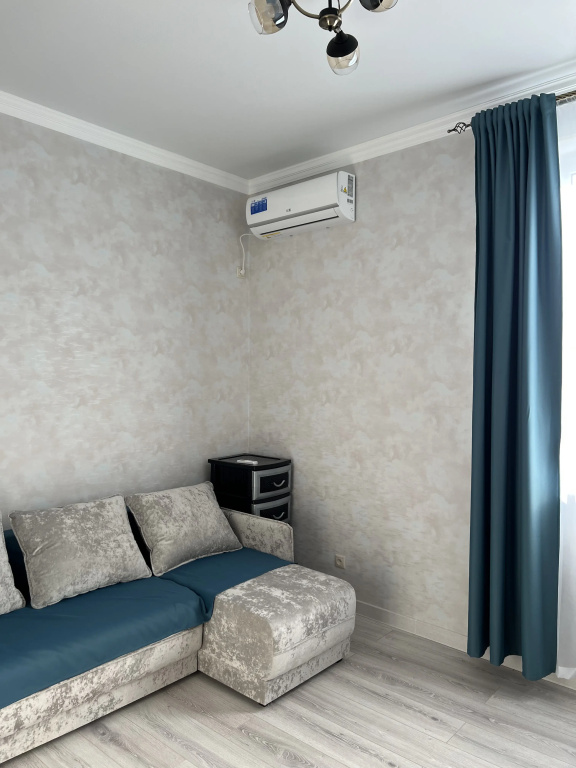 Apartamenty 100 Kv.m S Novym Remontom U Morya Flat