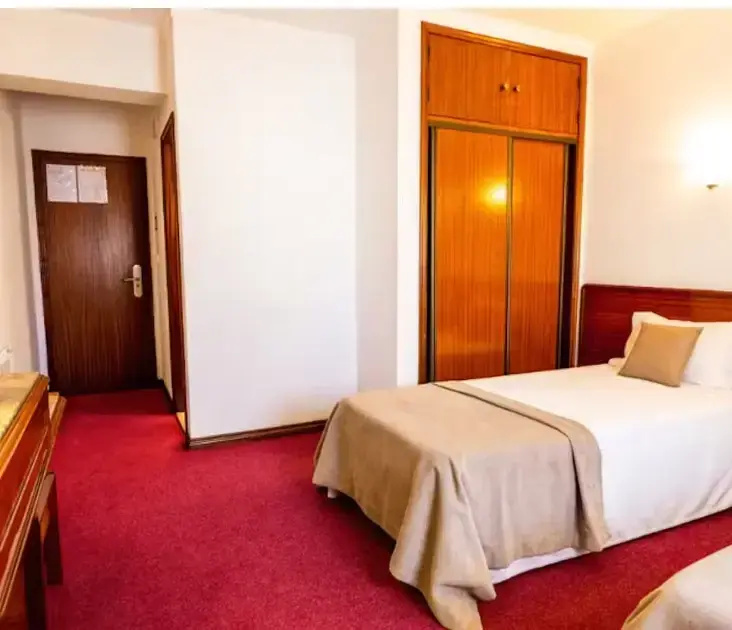 Double room with balcony (twin beds)