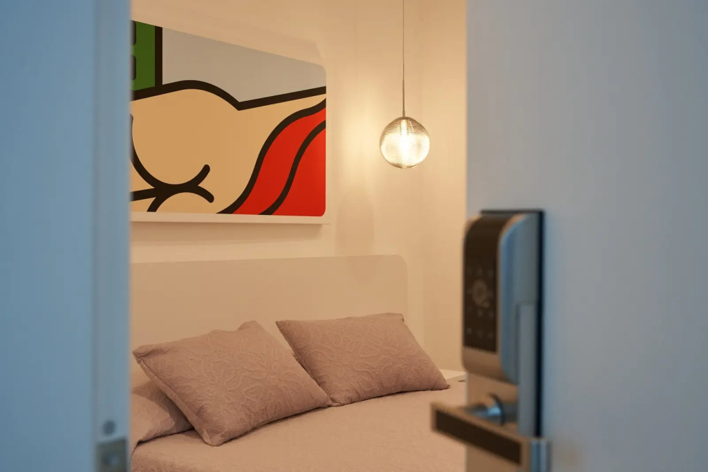 Standard Double room (full double bed)