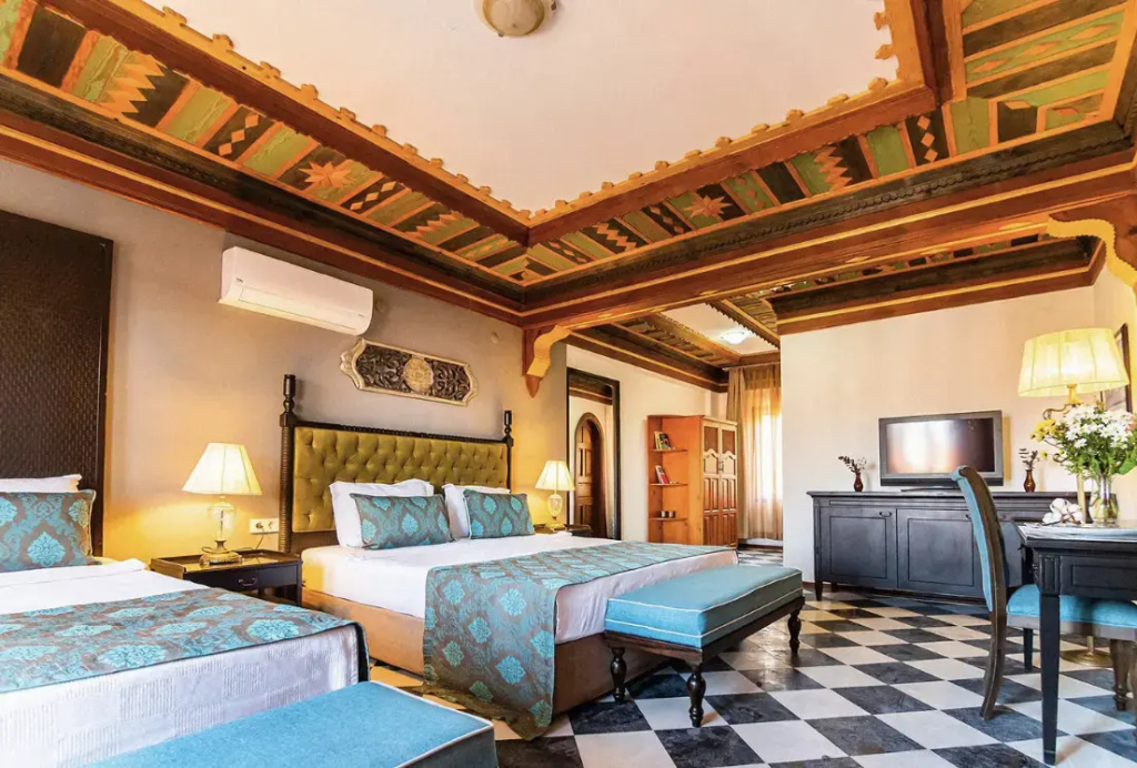 Deluxe Triple room