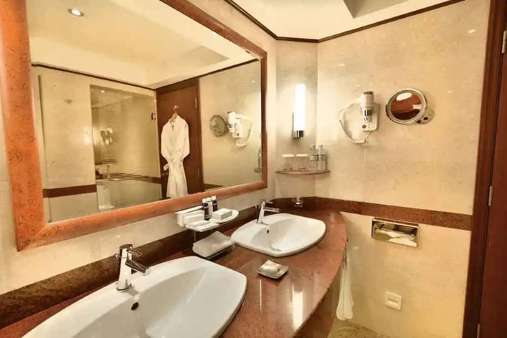 Kampala Serena Hotel - Chambres