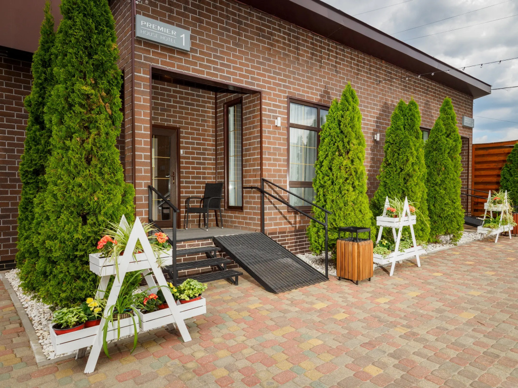 1 Bedroom Apartment