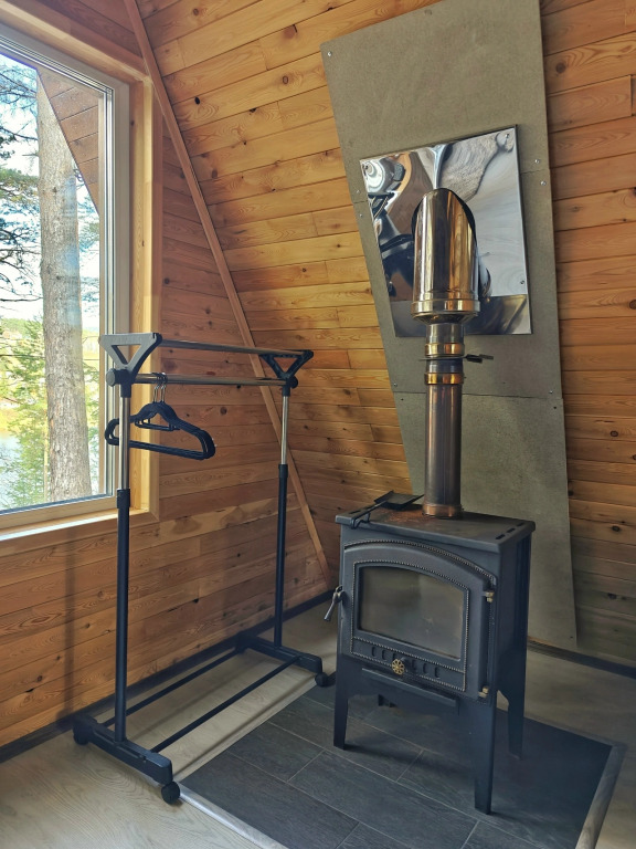 Коттедж с видом на реку в Брусника