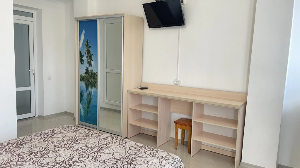 Standard Double room with balcony and with mountain view (full double bed)
