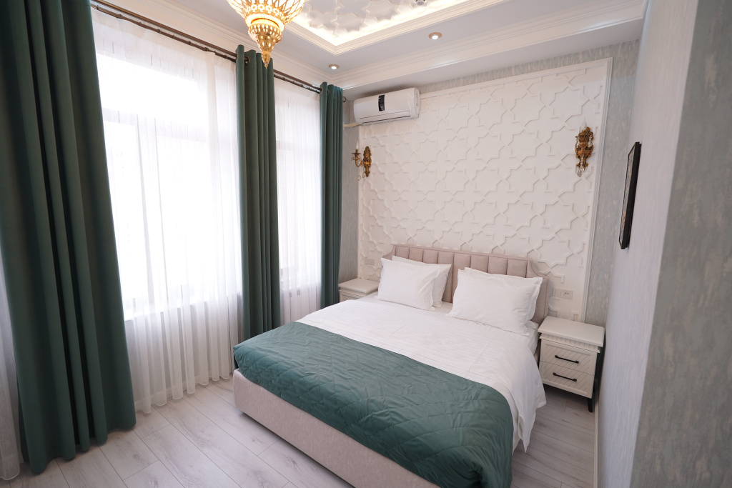 Standard Double room with view (full double bed)