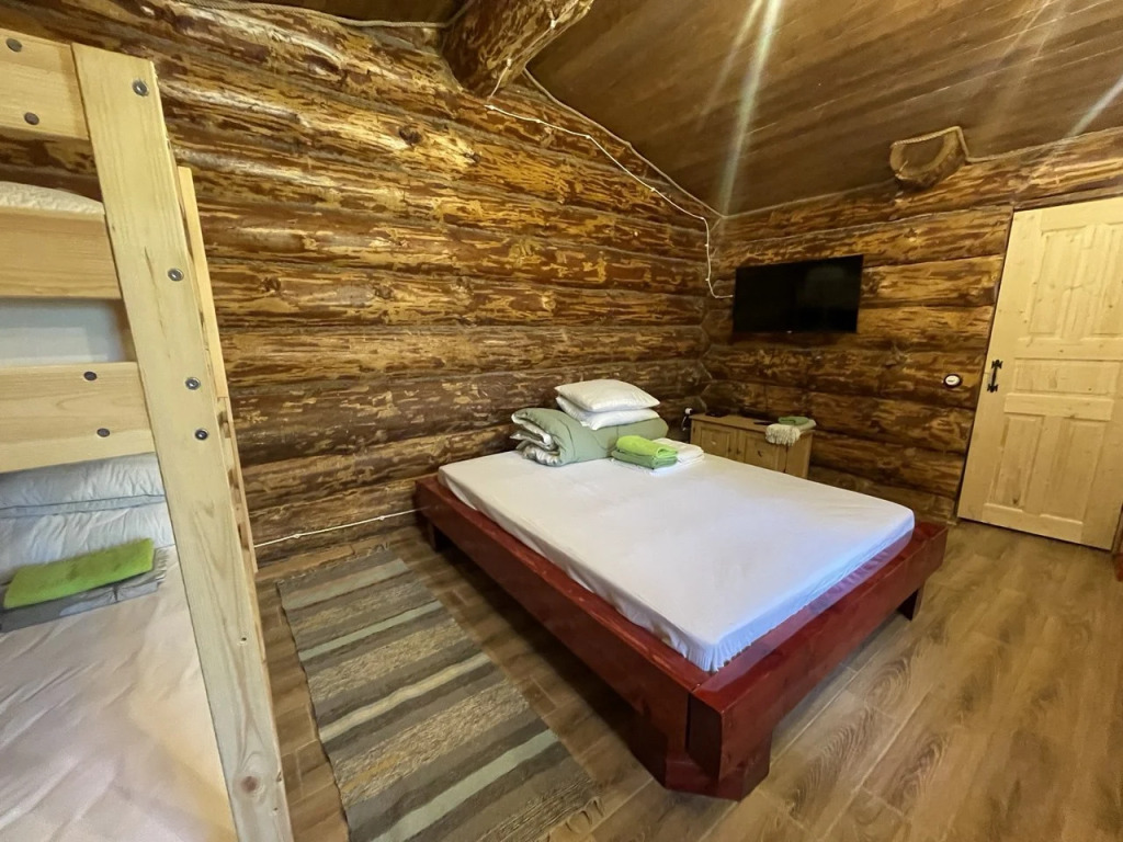 Дом No. 9 с красивым видом из окна в Дубки