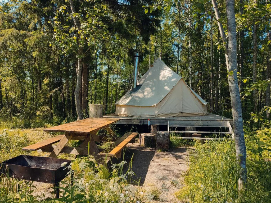 Lily of the Valley Meadow Tent with view