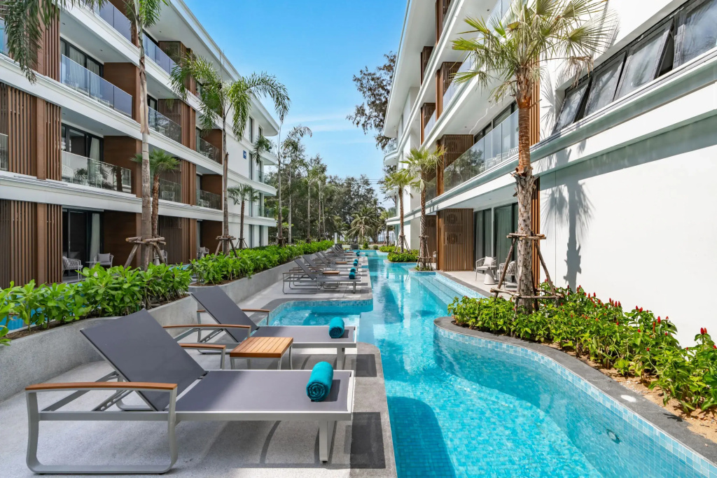 Курортный Отель Kora Beach Resort Phuket — фото