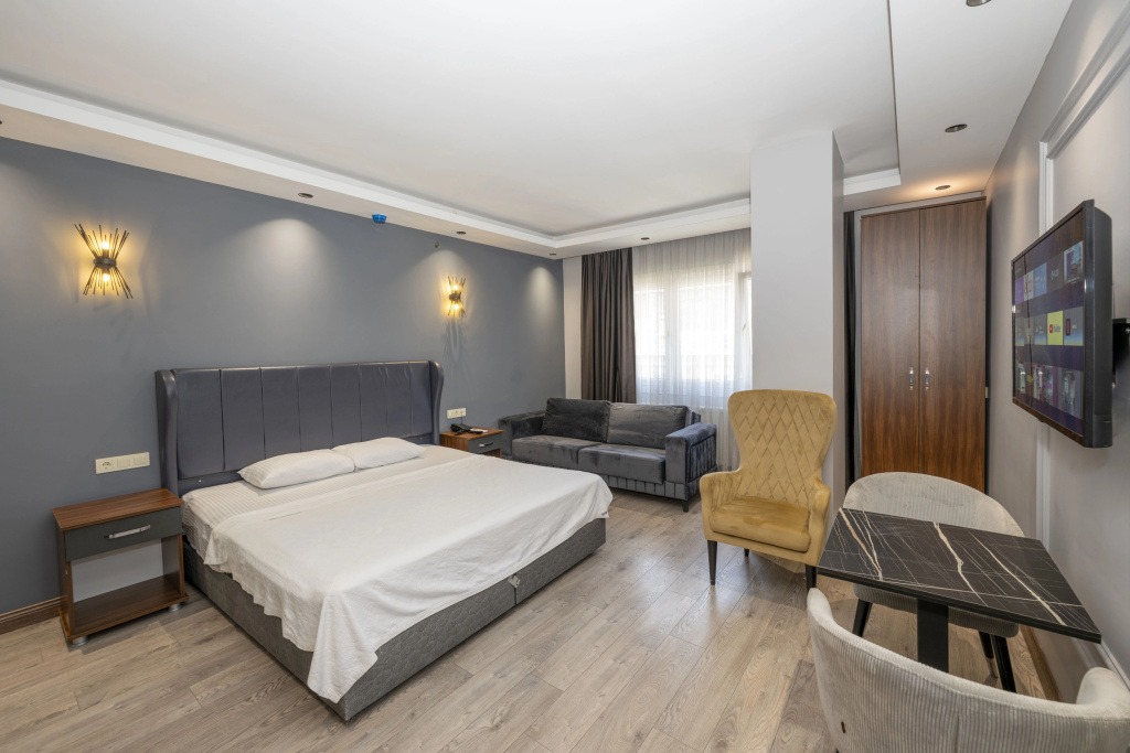 Отель Comfort Suites — фото