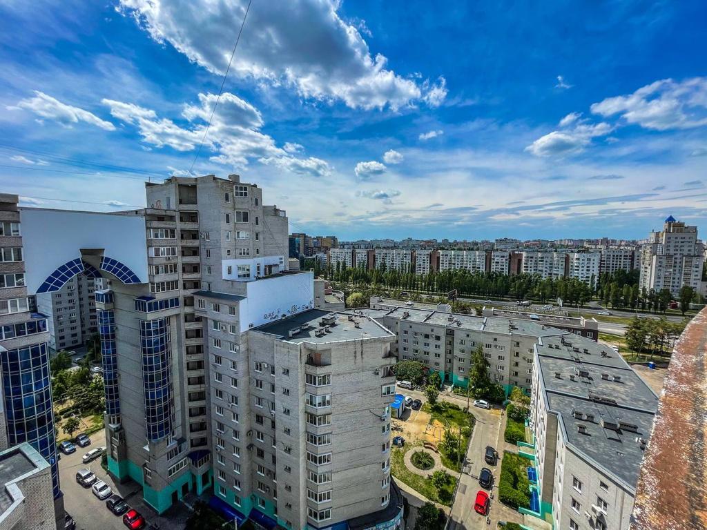 Voronezh, Moskovsky avenue house 80. Apartment house
