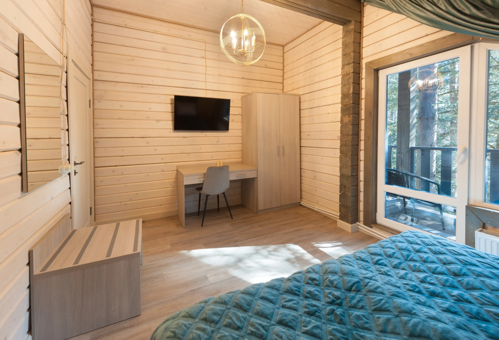 Шале с балконом и с видом на горы в Ух-ты, пихты!