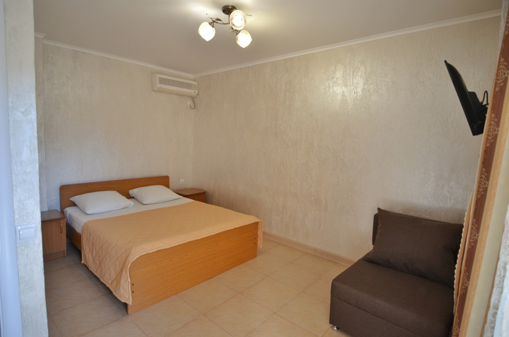 Двухместный номер Standard рядом с пляжем двуспальная кровать в Елена