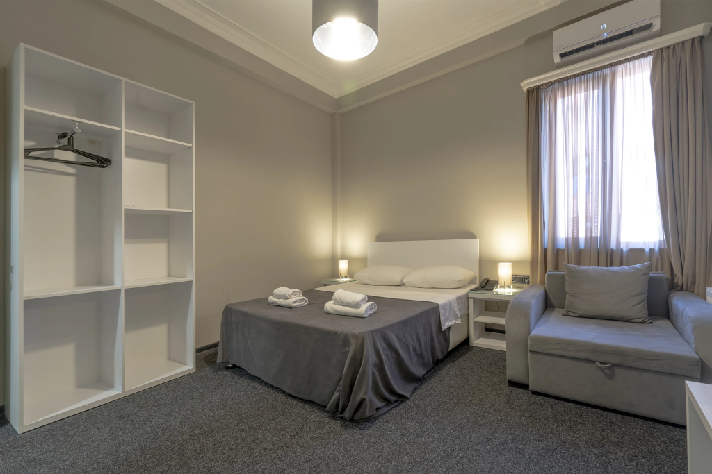 Standard Double room (full double bed)