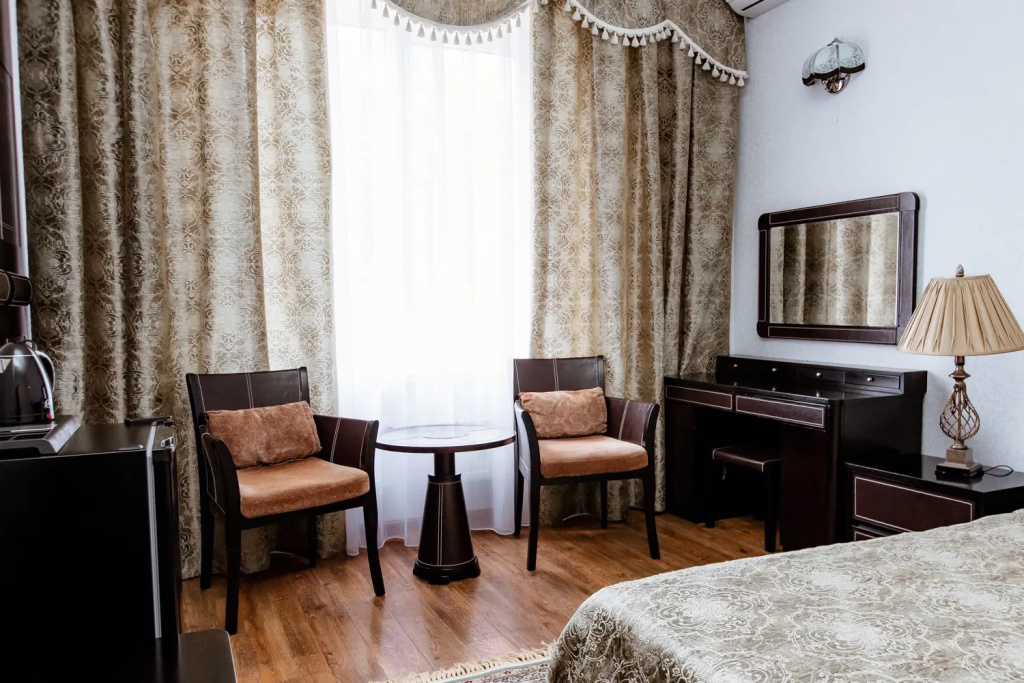 Lobby & Reception