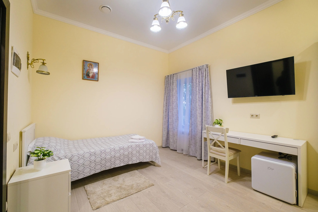 дом паломника семимостье никольская площадь 1б санкт-петербург. дом паломника санкт-петербург отель. отель паломника санкт петербург семимостье. отель паломника санкт петербург семимостье.