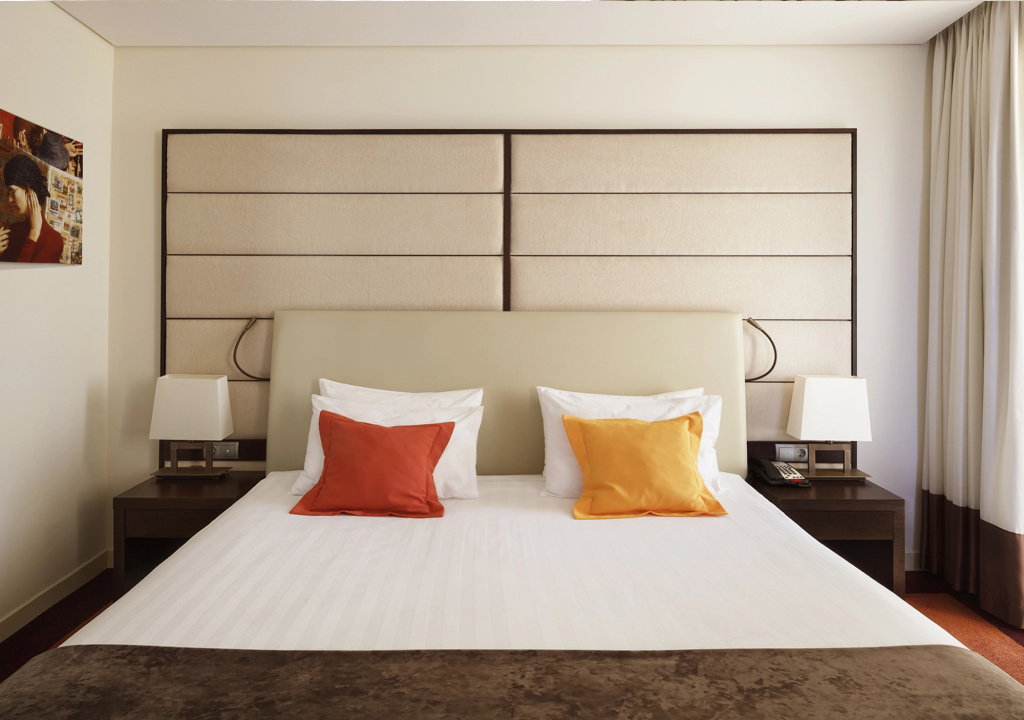 Aquamarine Room Type - Business with Business Lounge Access Double Suite full double bed