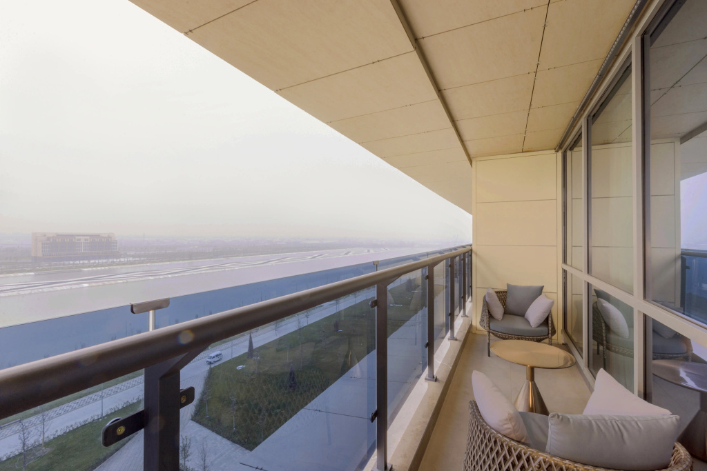 1 Bedroom Double Suite (full double bed)