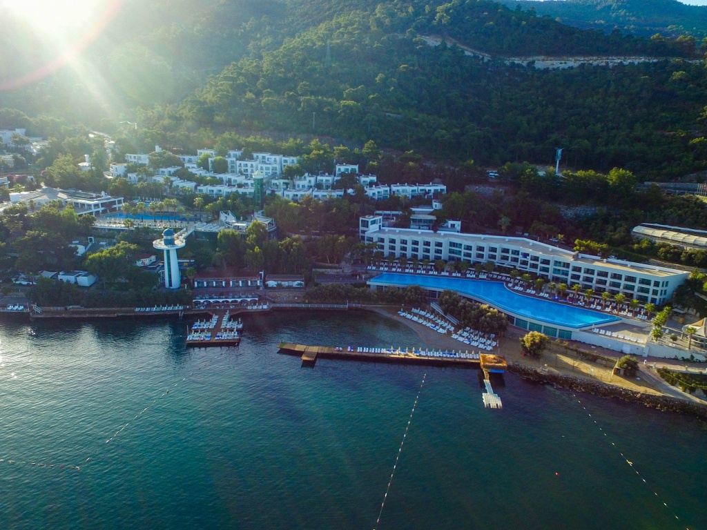 Blue Dreams Resort Hotel