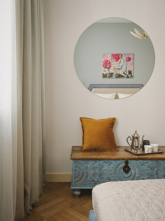 Отель Апартаменты Minin Apartments у Эрмитажа 130 кв.м. в Санкт-Петербурге