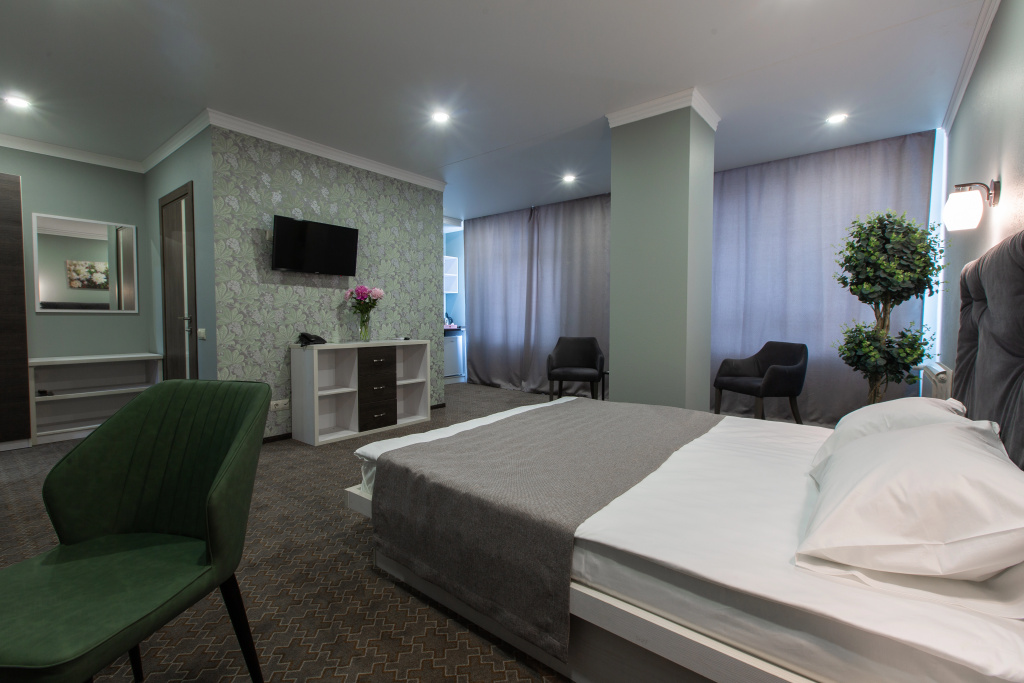 Flora Hotel Room Type - Superior Double room full double bed
