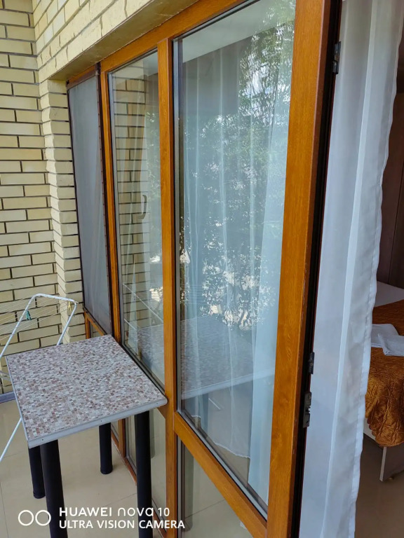 Двухместный номер Superior с балконом и с красивым видом из окна двуспальная кровать в Тихий домик