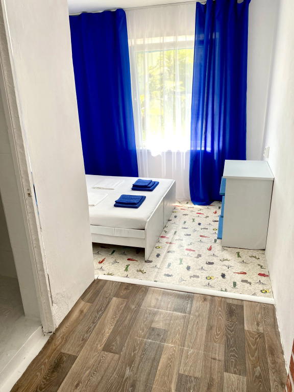 Апартаменты с 2 комнатами с красивым видом из окна в Арт-отельчик