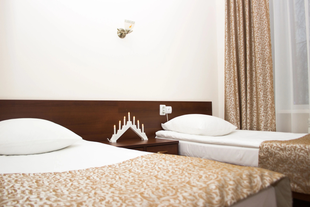 Double room (twin beds)
