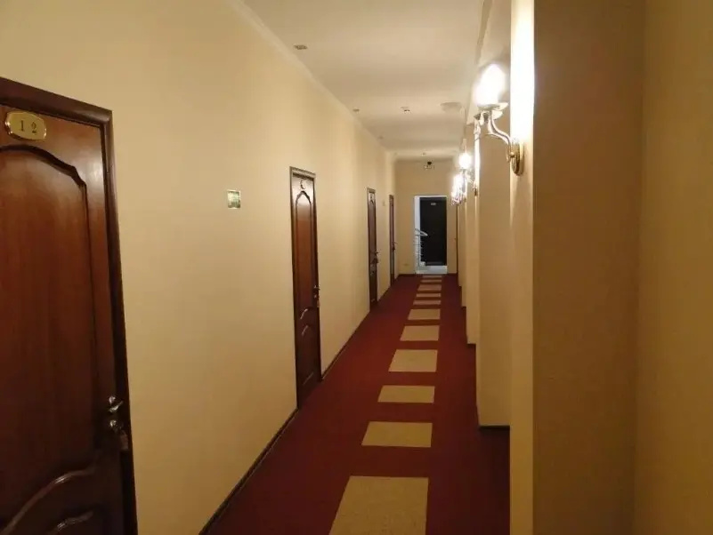 Оха: Отель Империя