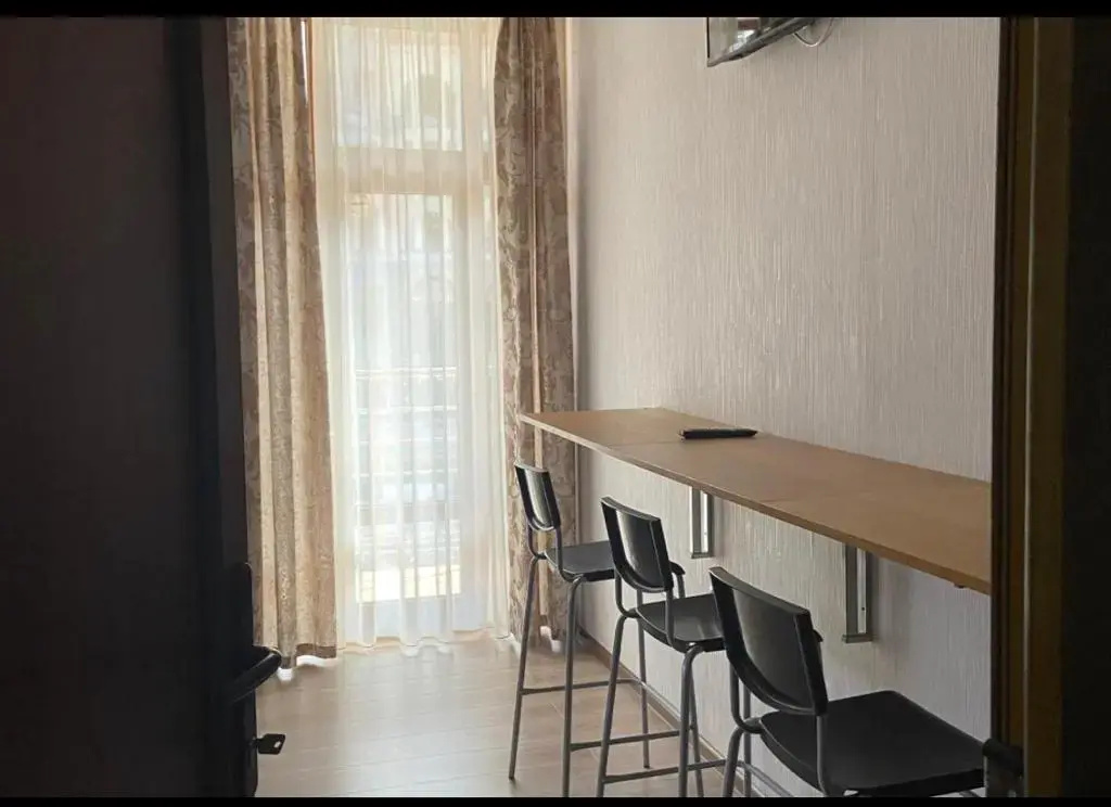 Economy Triple room