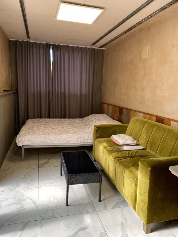 Двухместный коттедж с красивым видом из окна двуспальная кровать в Koban Spa Resort