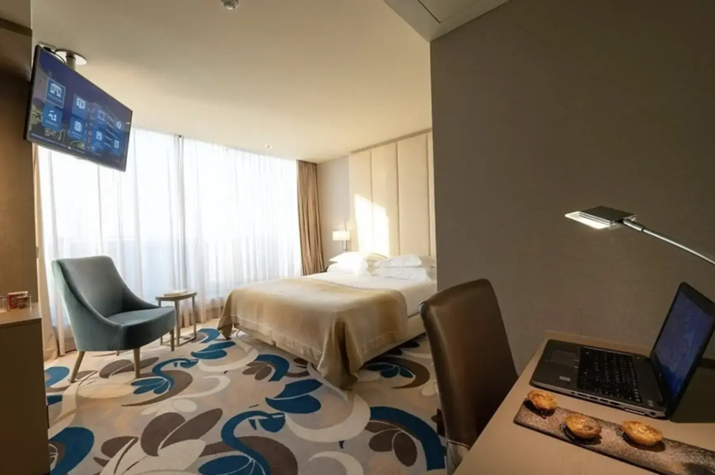 Rooftop with Terrace Double room (full double bed)