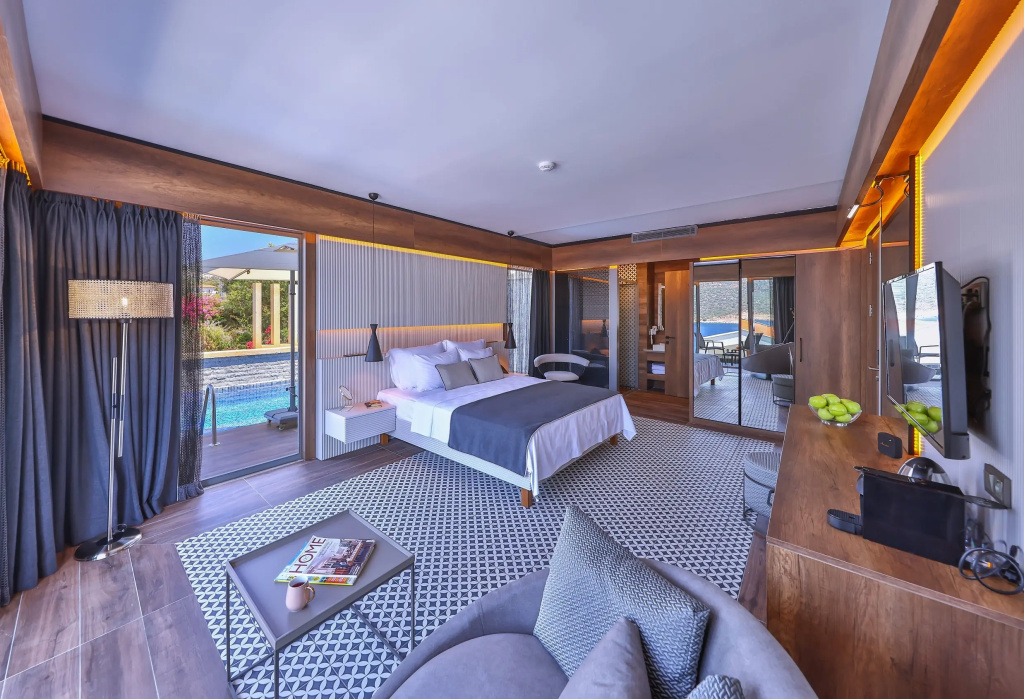 Premium Double room with balcony and with view (full double bed)