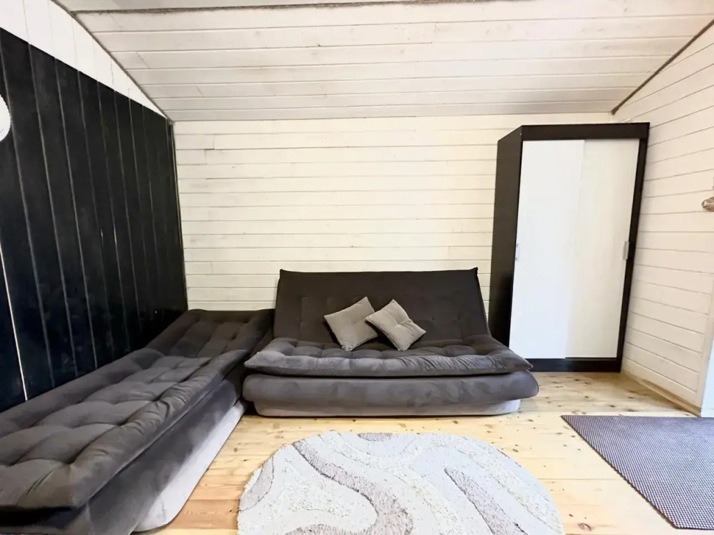 Коттедж № 1 в Aladdin Homes